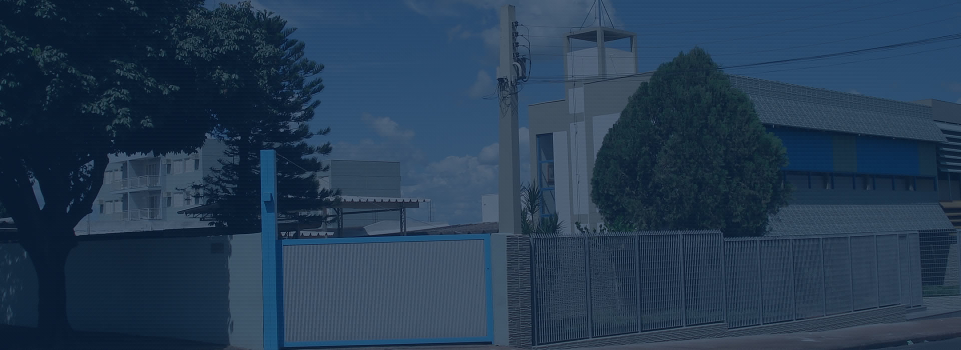 <small>SERCOM</small><br> Onde <b>engenharia</b> e <b>comércio</b> se encontram para entregar alto desempenho